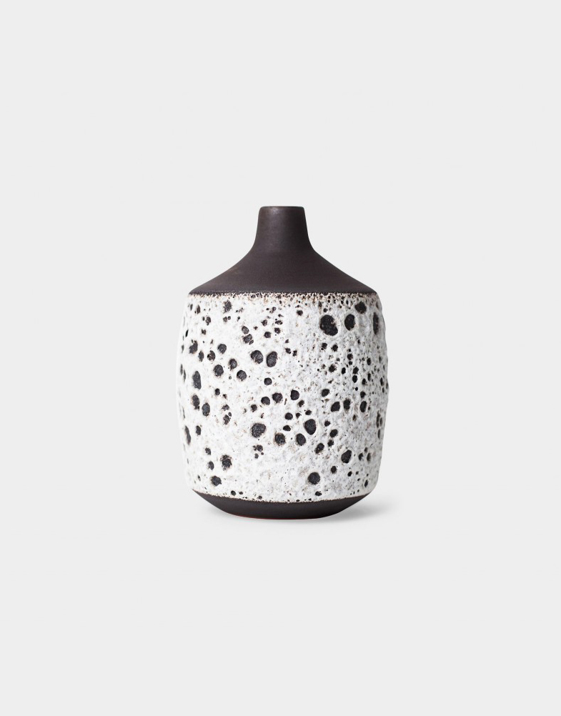 yes_056_bevelled_vase_2-1340x785